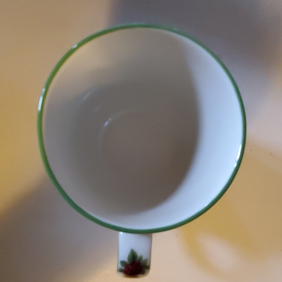 ROYAL ALBERT Old Country Roses Coffee Tea Mug - Picture 2 of 5